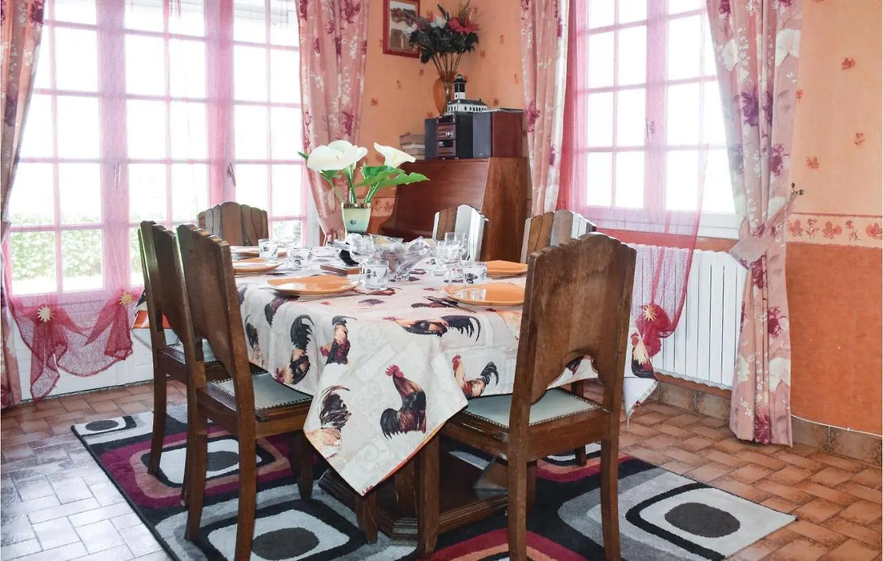 Beautiful Home In Ploumilliau With Kitchen 0*,  France